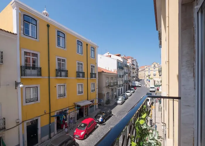 Alfama Bright Lisboa